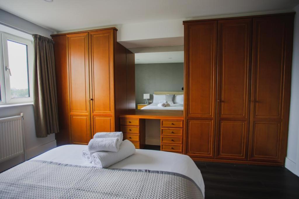 Penthouse At Chelsea Cloisters Hotel Londra Esterno foto