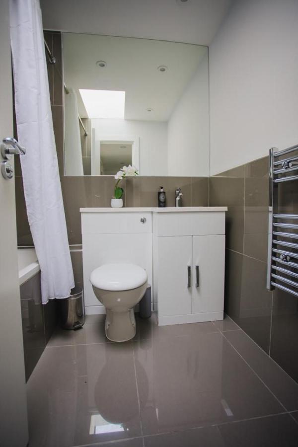 Penthouse At Chelsea Cloisters Hotel Londra Esterno foto