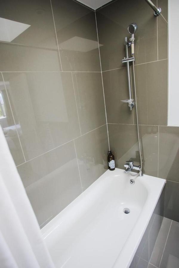 Penthouse At Chelsea Cloisters Hotel Londra Esterno foto